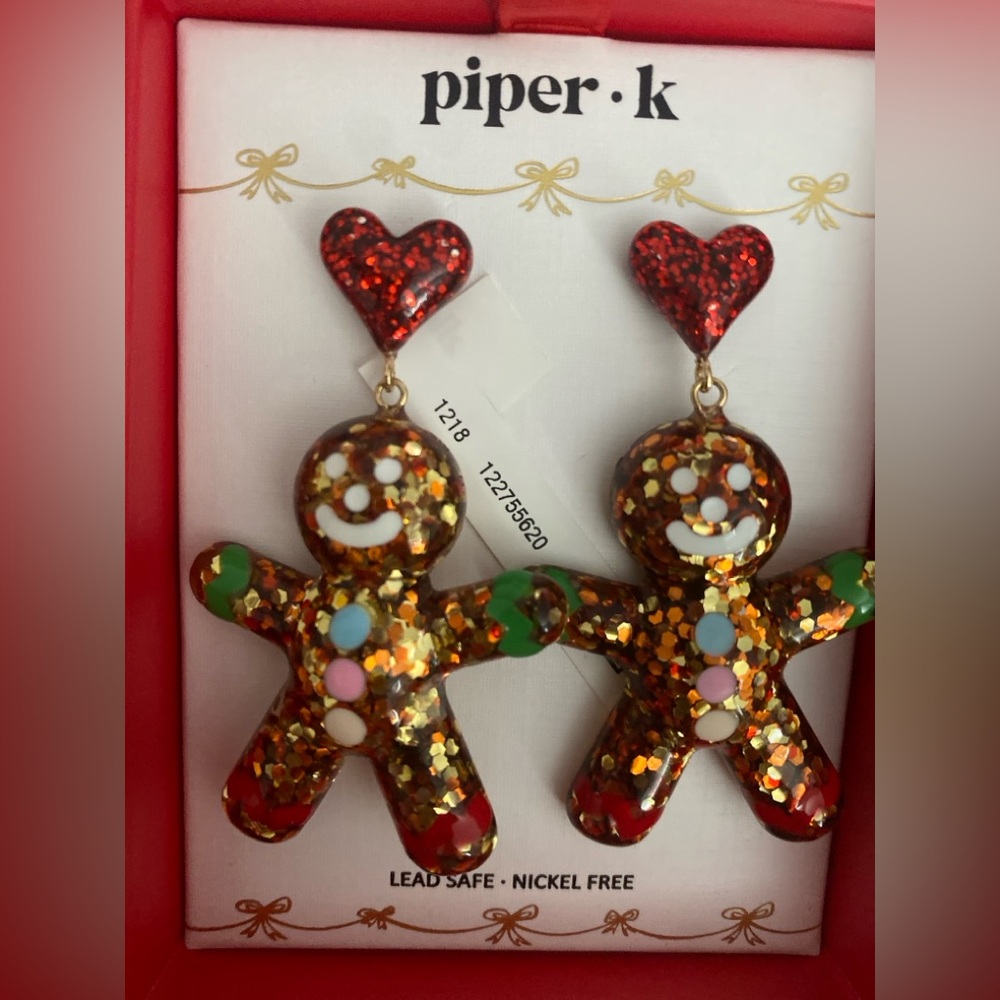Piper·k Gingerbread Man Holiday Dangle Earrings – Glitter Christmas Statement